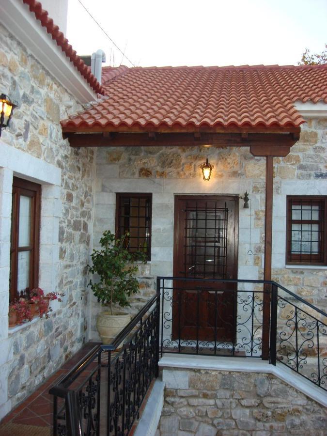 Ξενωνασ Σελινουντα Hotell Kosmás Eksteriør bilde